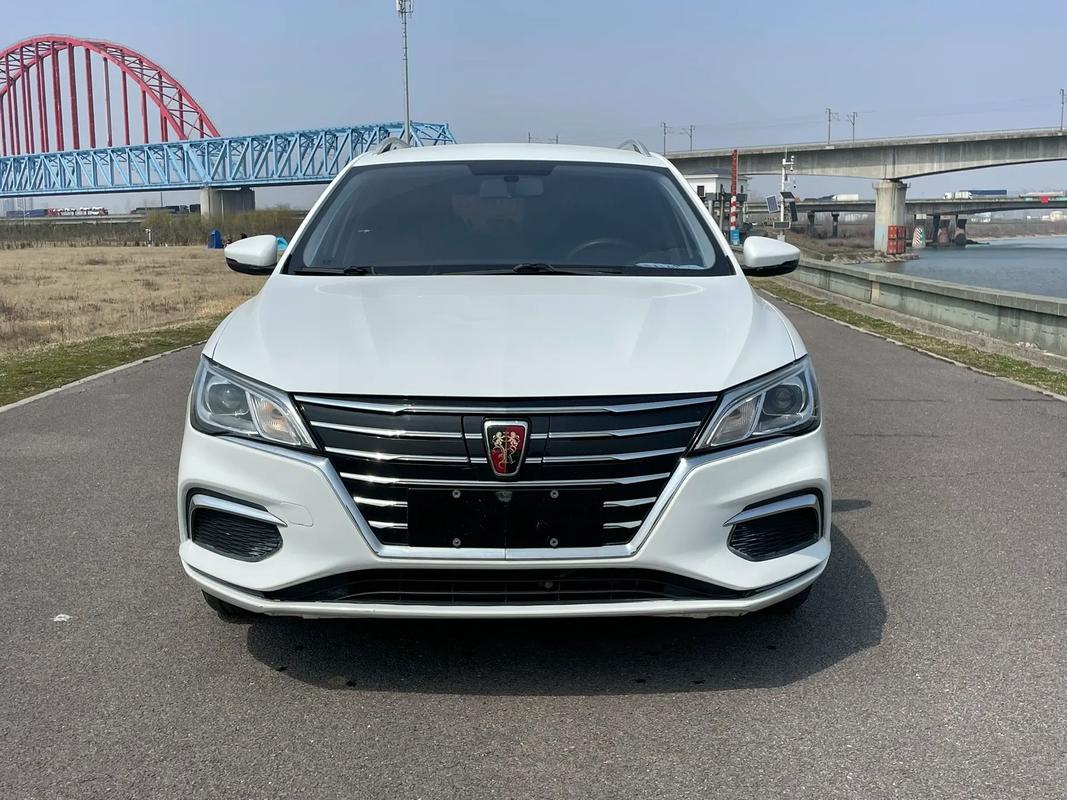 荣威油电混合车型有哪些,荣威油电混合轿车图片