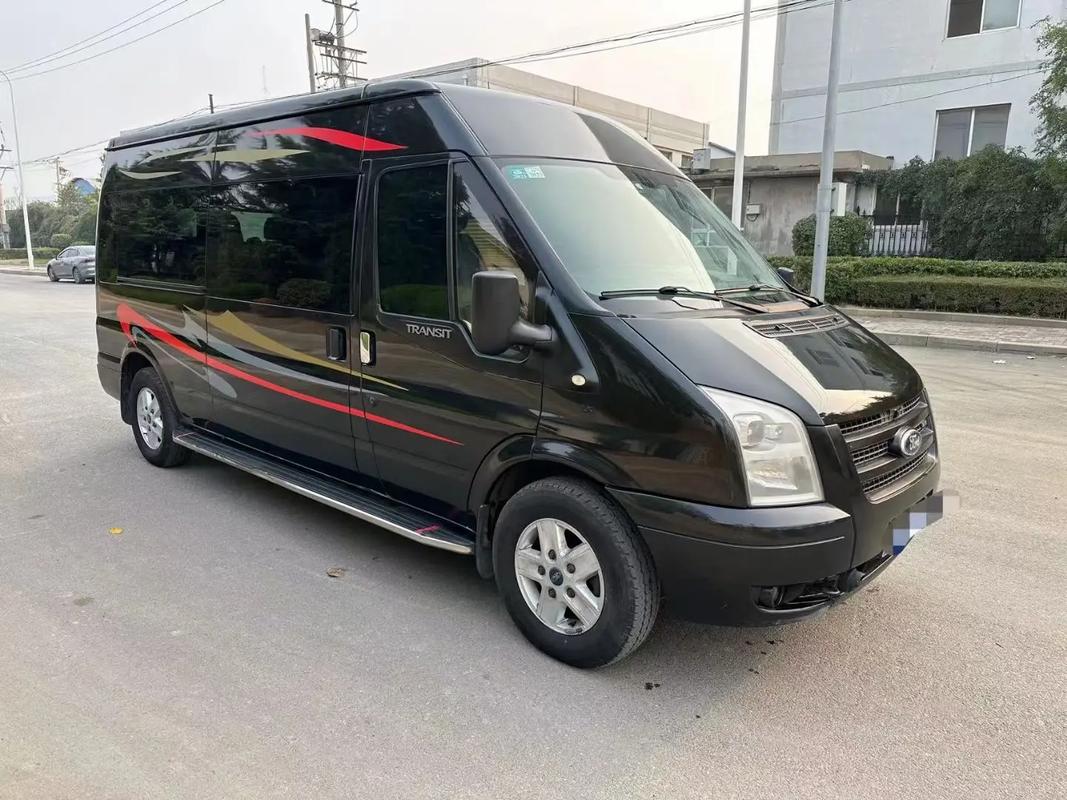 全顺新世代9长轴9座豪华版／新世代全顺pro9座