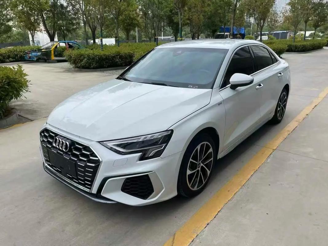 奥迪a3最低价格表/奥迪a3新款最低价格