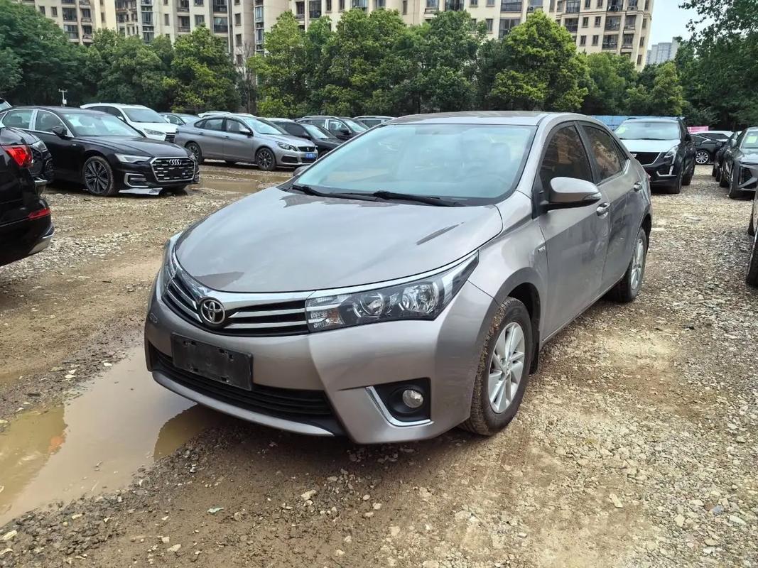 丰田二手车5万以下(5万丰田小轿车二手)