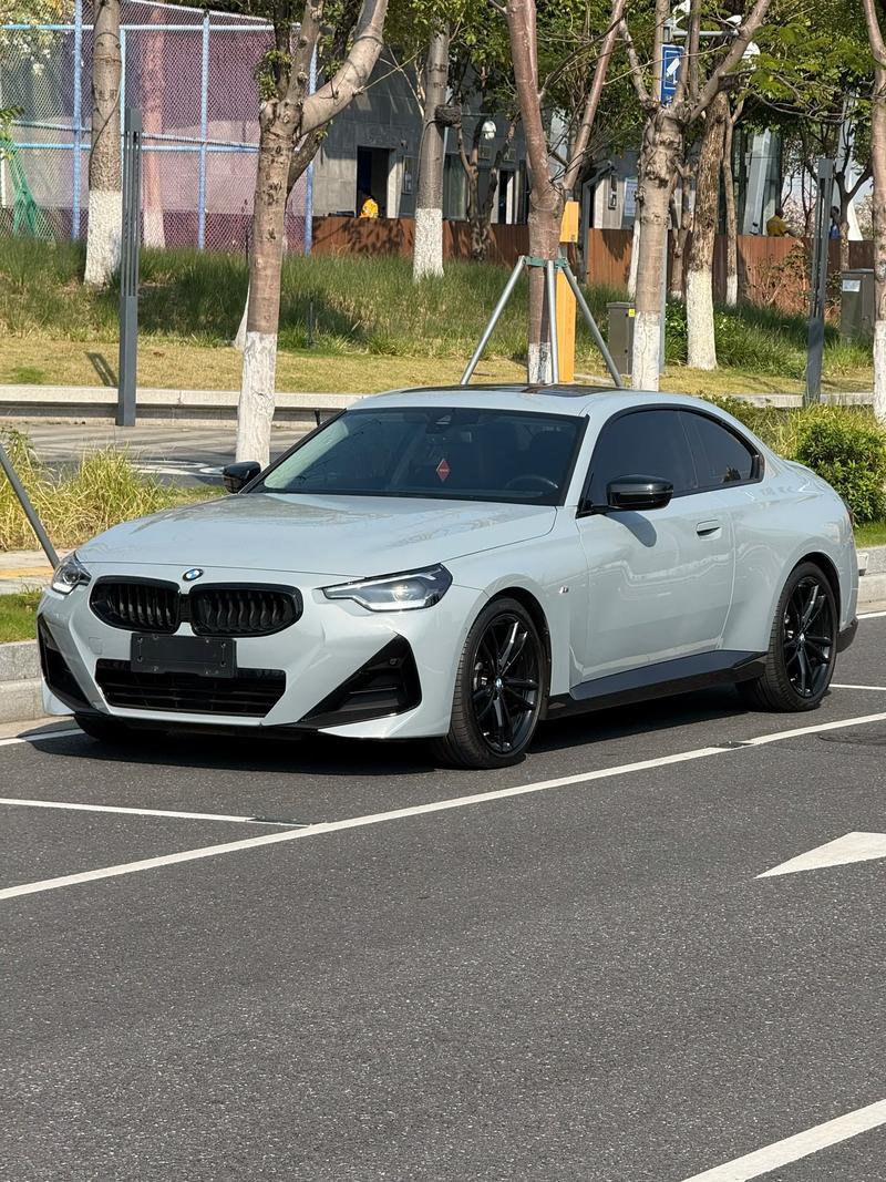 宝马2系价格及图片／宝马2系价格及图片及价格多少钱