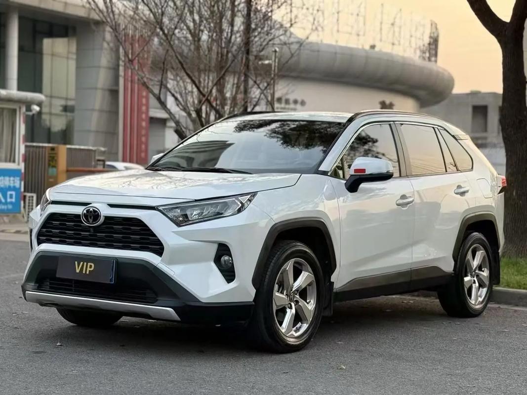 丰田suv荣放2024新款／2021款丰田荣放价格