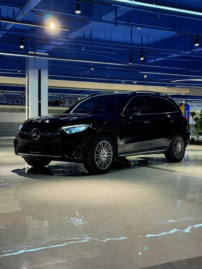 奔驰glc300新款(奔驰glc300新款什么时候出)