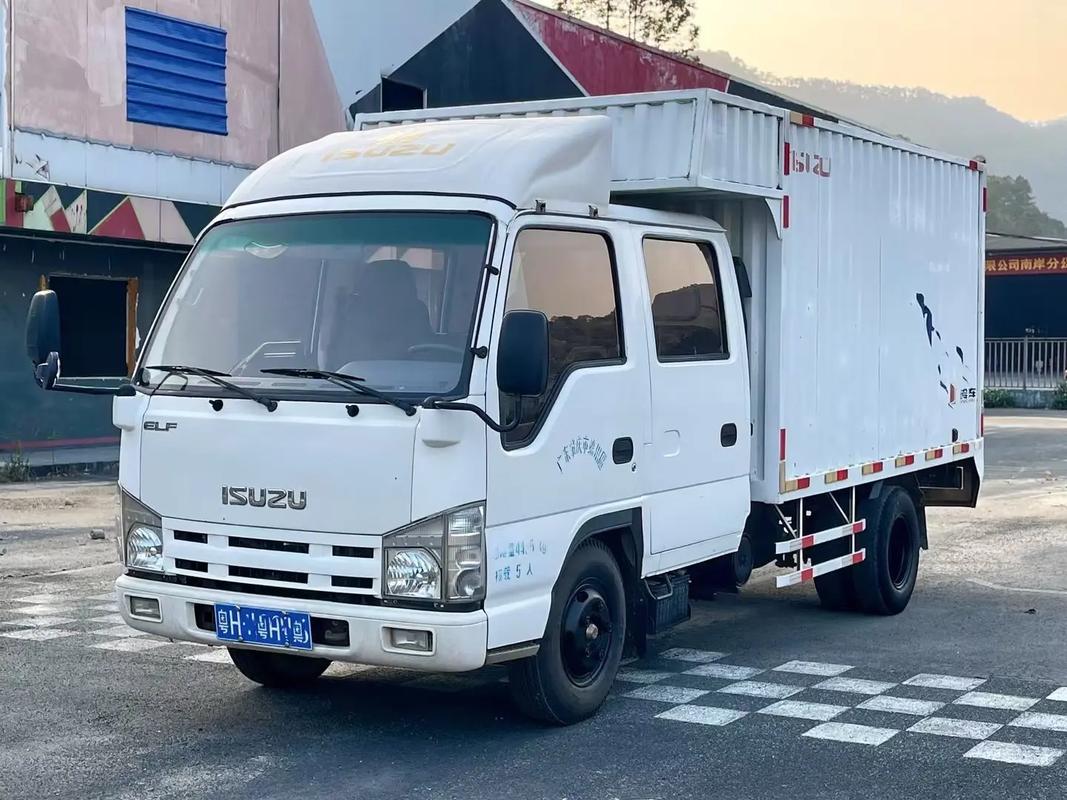 【进口五十铃100p双排,五十铃轻卡100p双排22】